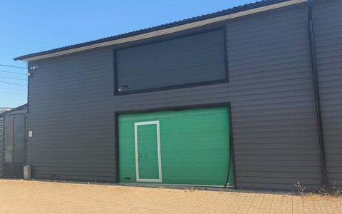 Boxe de  depozitare de inchiriat - Acces auto - spatii flexibile
