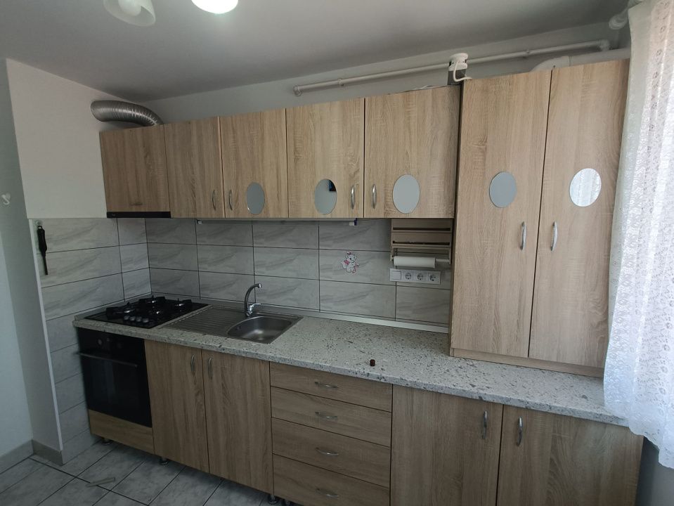 Apartament cu 2 camere de vânzare în Reghin, zona centrală 0 comision – fotografia 6 din 10