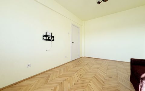 Apartament 3 camere decomandat, 65mp utili + 2 balcoane - Sagului