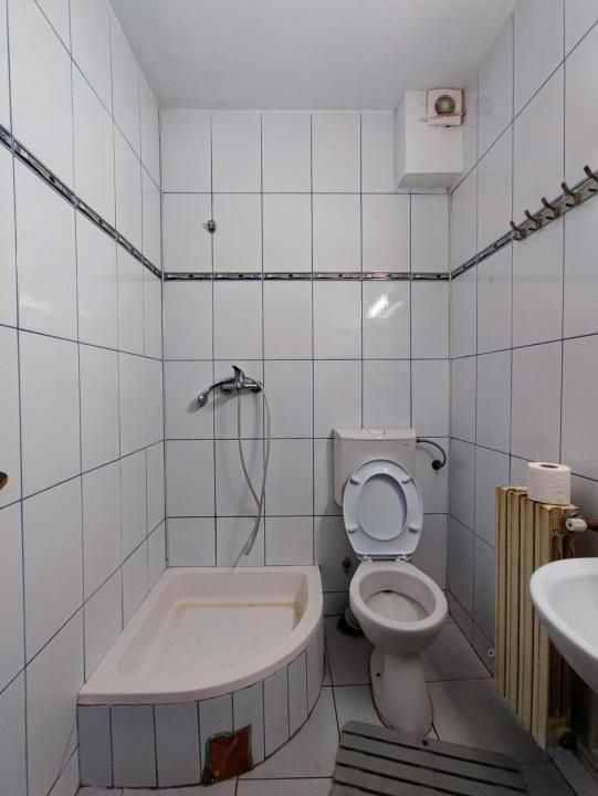 Garsoniere de inchiriat in zona Centru, str. Stefan cel Mare, utilitati incluse – fotografia 7 din 9