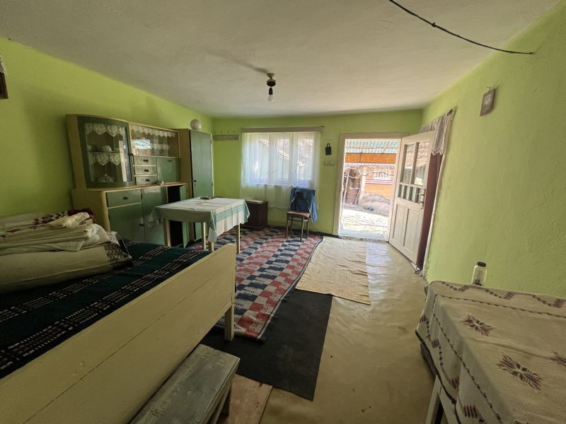 OKAZIE! Casa in Cricau 3 Camere 1300 mp. Curte Teren Fantana Utilitati Asfalt – fotografia 20 din 32