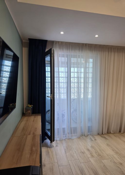 Apartament 3 camere zona Delfinariu – fotografia 16 din 18