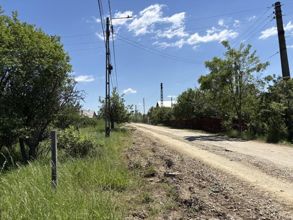 Teren 2.200 mp | 11 km de Pitești | Vanzare integral sau parcelă de 500 mp – fotografia 3 din 7