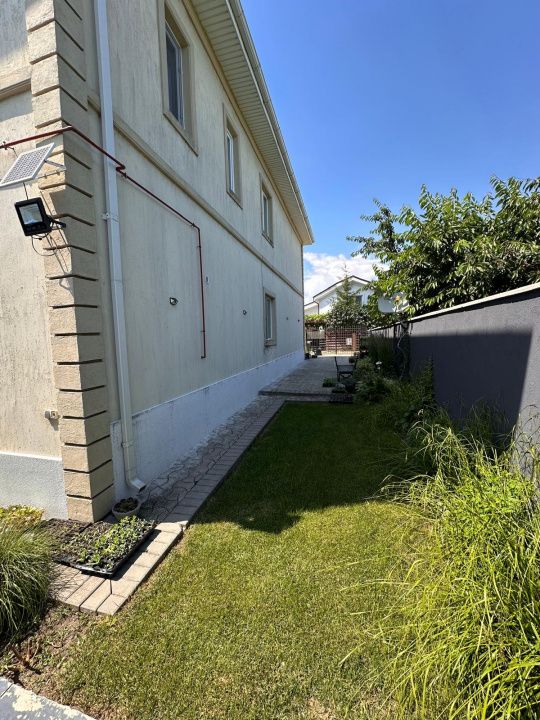 Casă de vânzare în Mamaia Sat, P+1 cu pod, 250 mp teren – fotografia 23 din 45