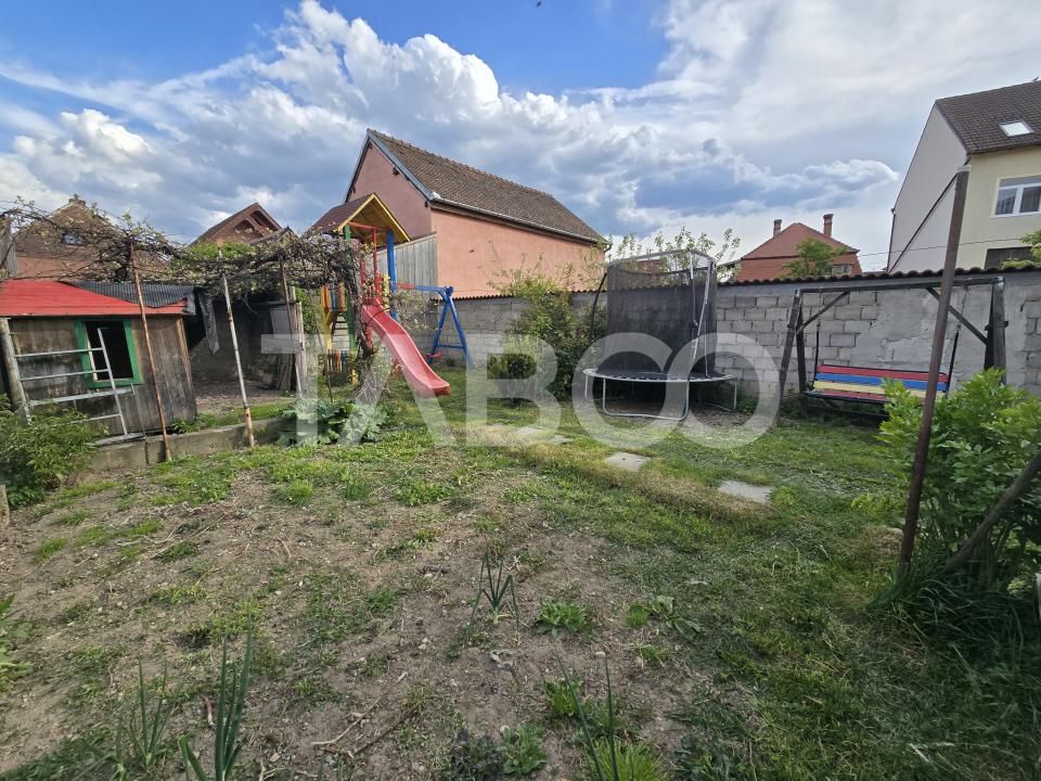 Casa mobilata de vanzare 150 mpu teren 450 mp garaj Piata Cluj Sibiu – fotografia 1 din 22