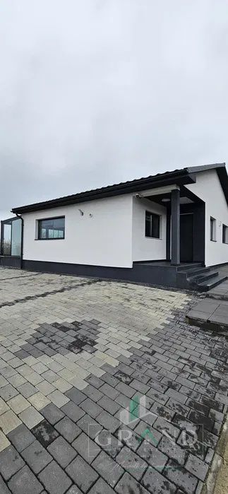 Totul NOU | Casa Individuala | Curte | Terasa | 3 Camere | Faget – fotografia 8 din 8