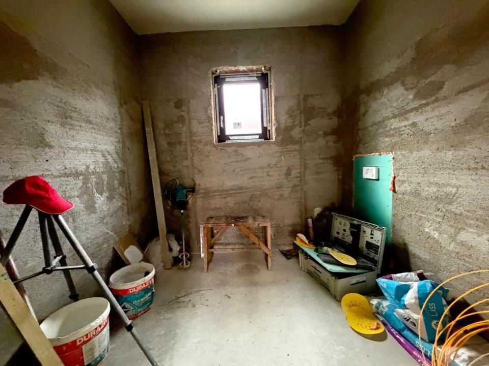 Casa Individuala | Parter | Toate utilitatile | Curte generoasa | Zona excelenta – fotografia 9 din 16