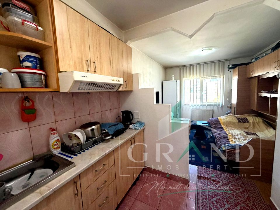 OPORTUNITATE DE INVESTIȚIE/GARSONIERĂ CU CENTRALĂ PROPRIE/MĂNĂȘTUR–CAL.FLORESTI – fotografia 1 din 10