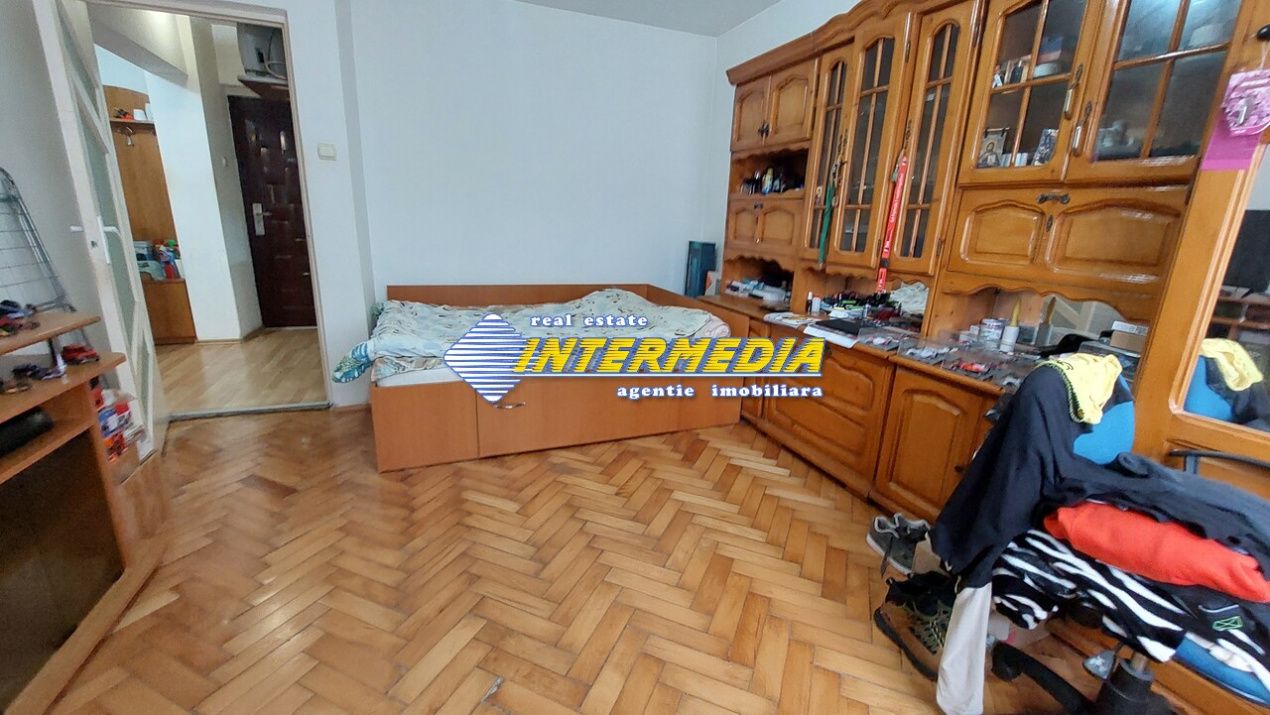 Garsoniera in CETATE mobilata si utilata – fotografia 1 din 3