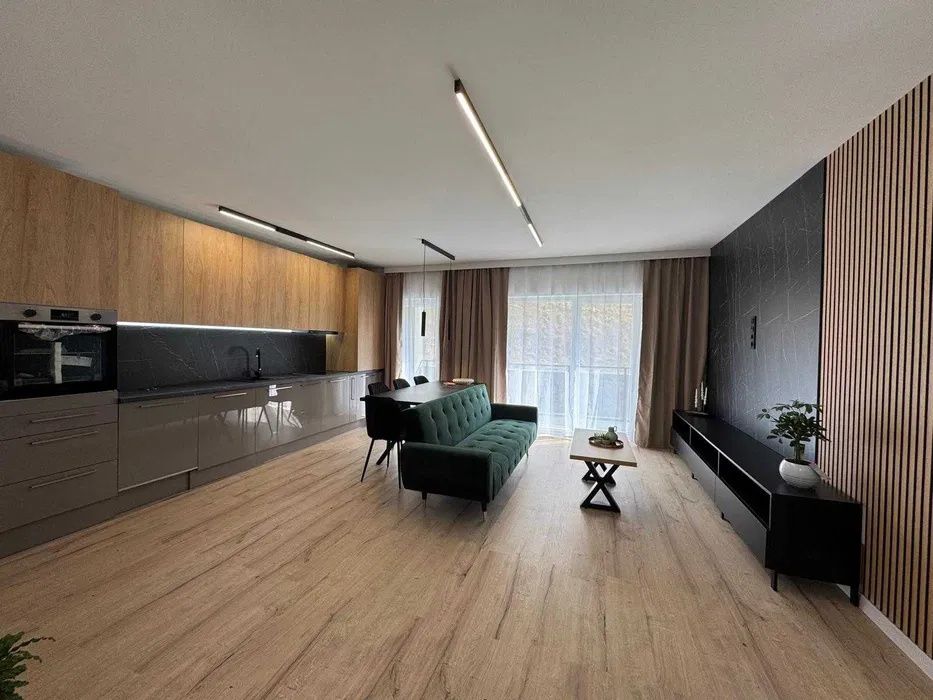Apartament 2 camere 53 mp, semidecomandat,mobilat Lux, etaj 1, zona aerisita – fotografia 1 din 8