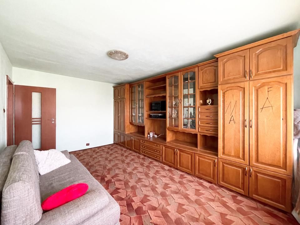Apartament 2 camere decomandat | Girocului | Etaj 4 – fotografia 2 din 7