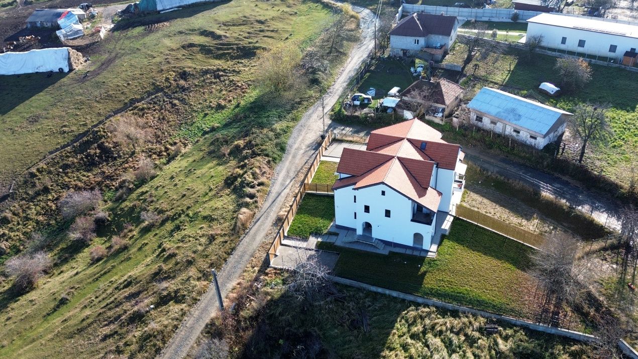 Duplex modern Feleacu cu vedere panoramica spre Cluj – fotografia 7 din 21
