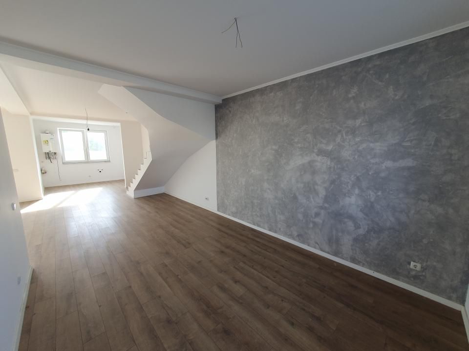 Casa insiruita tip cvadruplex, 119,7 mp utili, teren 402 mp in Mosnita Noua – fotografia 2 din 30