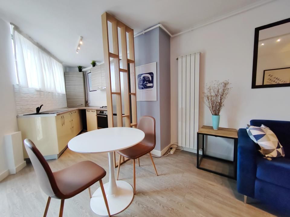 Apartament premium 2 camere | Calea Victoriei – Piața Victoriei | Terasă 15 mp – fotografia 3 din 17