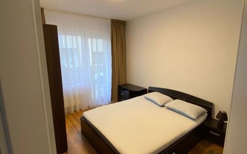 Apartament 3 camere de vanzare , Sesul de Sus, Floresti.
