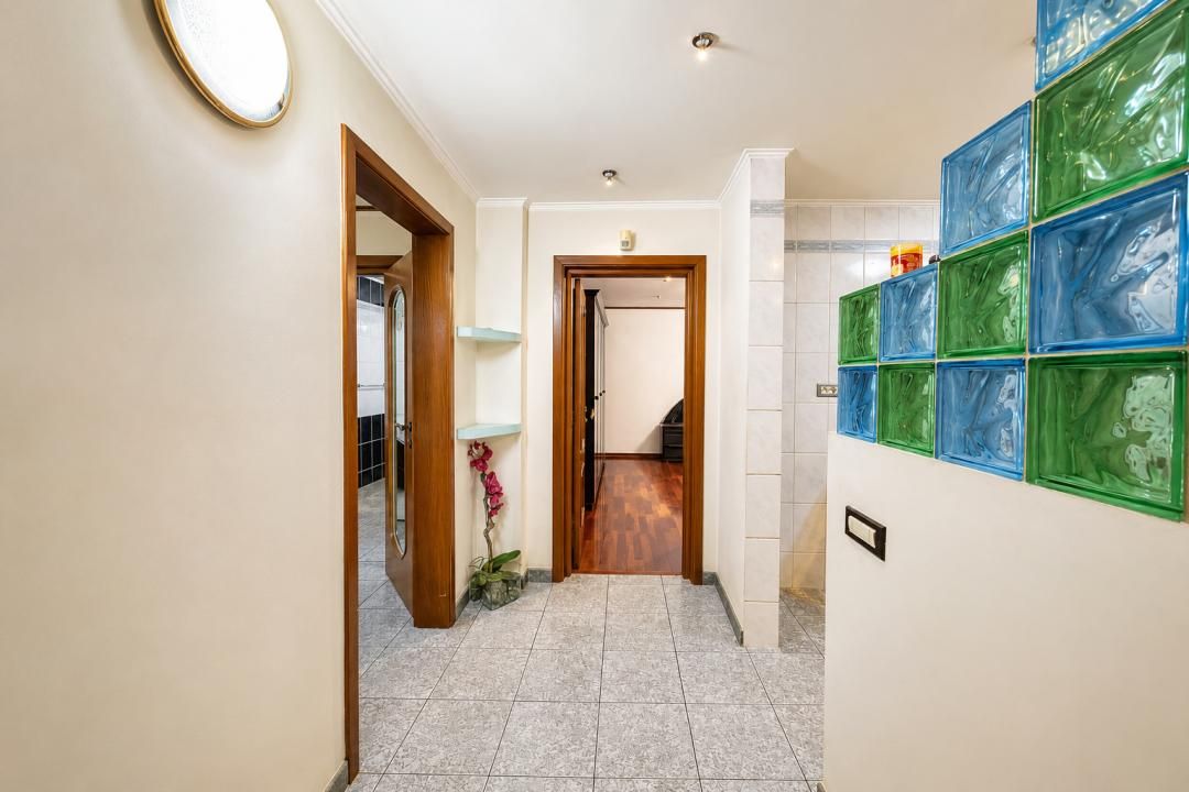 4 Camere Decomandat | 112 MP | Parcare Inclusă | Lângă Mall Vitan – fotografia 3 din 12