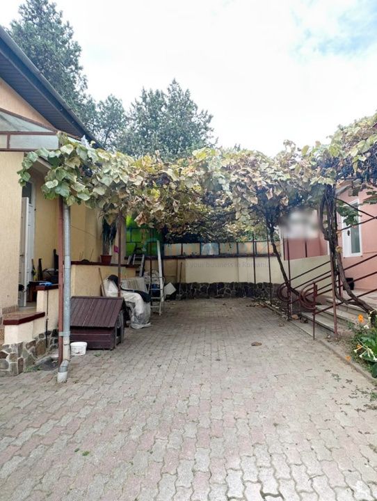Doua case independente,singur in curte, central, Oradea – fotografia 3 din 10