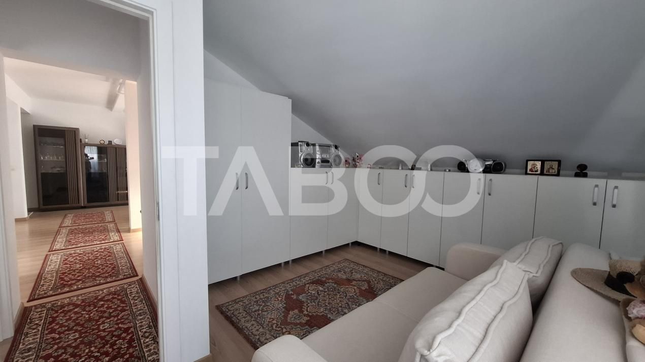 Apartament de vanzare 3 camere decomandat 68 mp zona Turnisor Sibiu – fotografia 9 din 13
