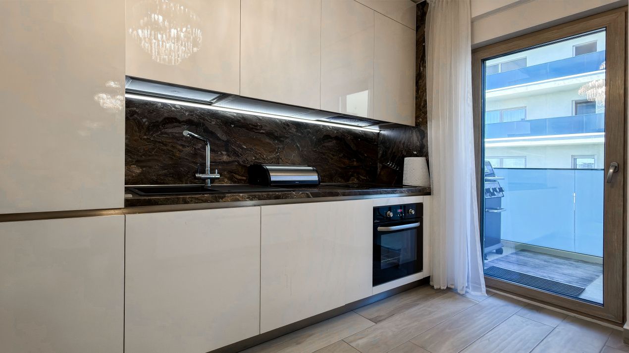 Apartament Premium 3 camere| Balcon 25 mp| Vedere la mare si lac+loc de parcare – fotografia 5 din 16