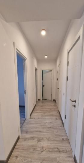 FIRST RENT | Bucurestii Noi | 3 camere | Centrala | Parcare inclusa – fotografia 3 din 8