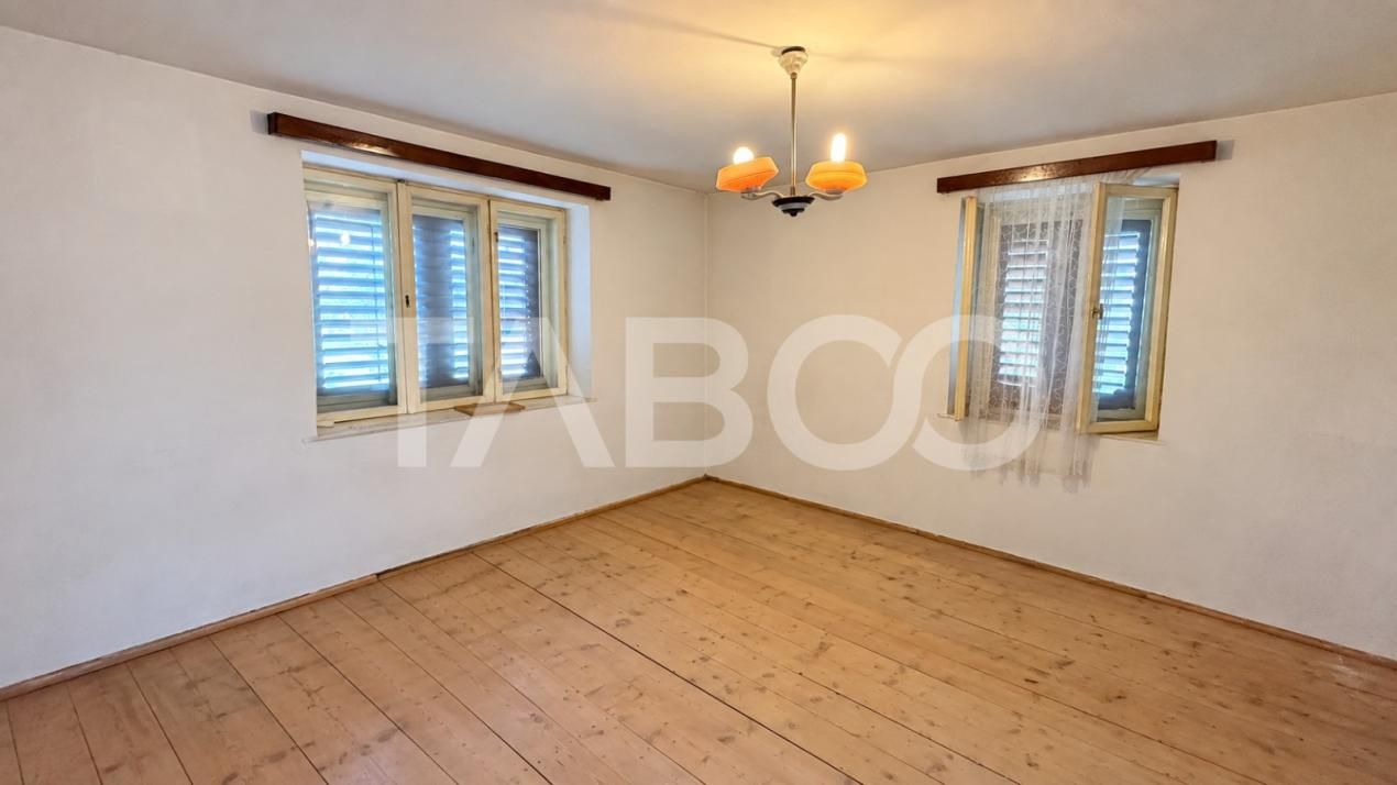 Casă individuala de vanzare cu 800 mp de teren in sat Rusi din Sibiu – fotografia 3 din 9
