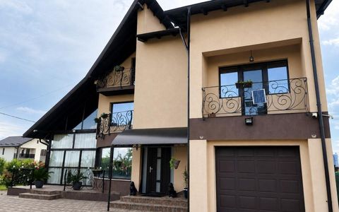 Vilă P+1+M cu 7 camere, 300 mp utili și teren 625 mp – Construcție 2018 – Albota