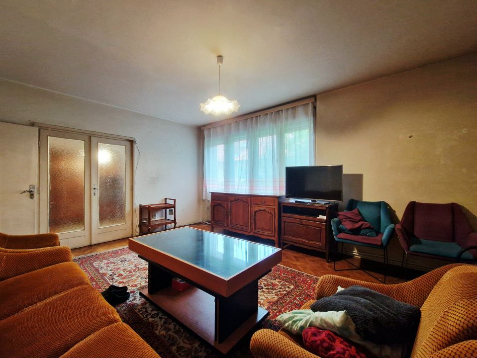 Apartament spațios și luminos in zona de case in cartierul Grigorescu – fotografia 3 din 16