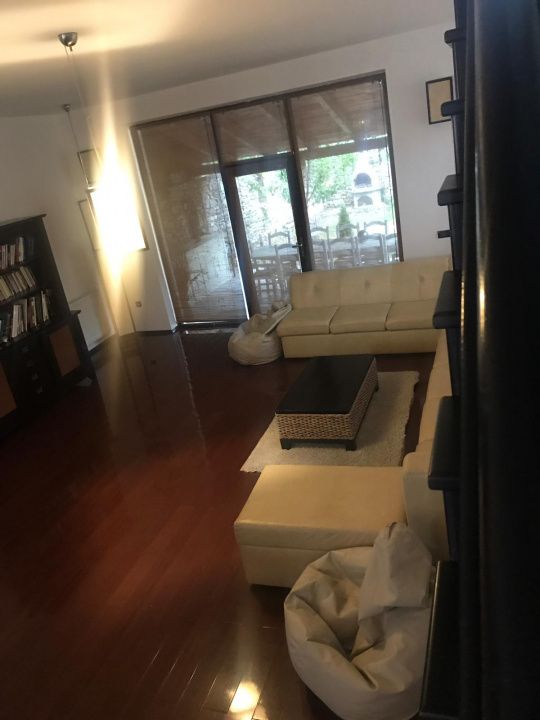 Casa D+P+E de inchiriat in Alba Iulia zona CETATE 350 mp si Teren 600 mp – fotografia 37 din 38