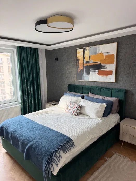 Apartament 2 camere renovat in Bdul Magheru - Piata Romana – fotografia 1 din 6