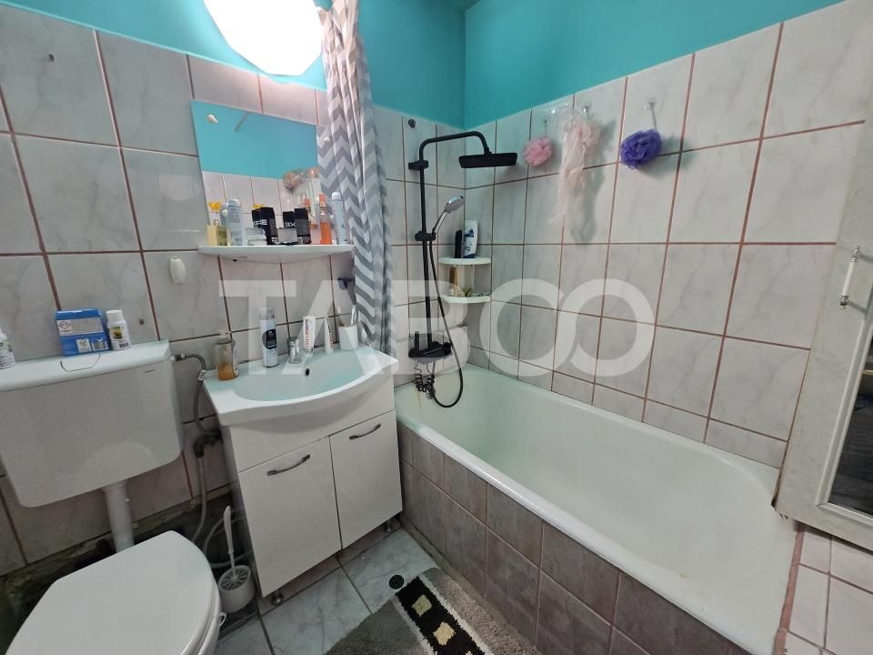 Comision 0 Apartament 3 camere de vanzare decomandat etaj 2 V.Aaron – fotografia 7 din 19