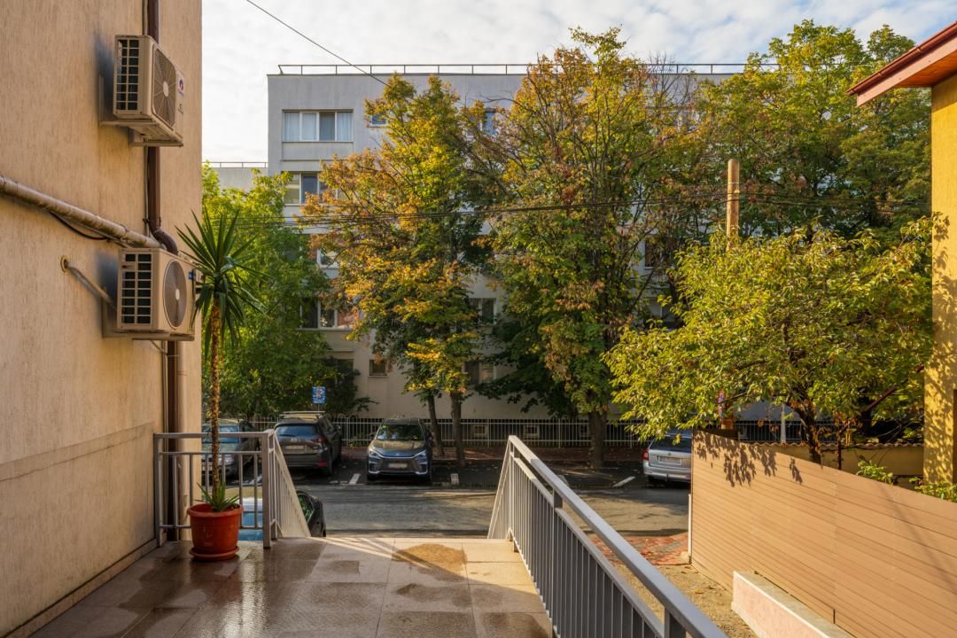 Apartament 2 camere Titan, 1 Decembrie, decomandat, bloc cu lift si pod – fotografia 11 din 14