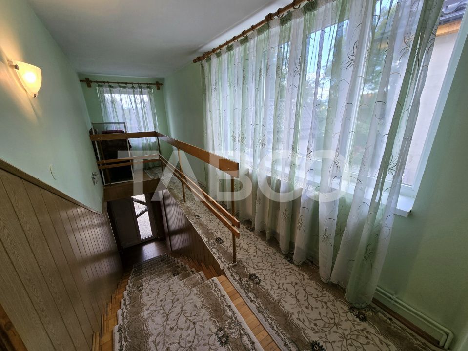 Casa individuala de vanzare 6 camere teren 650 garaj Piata Cluj Sibiu – fotografia 26 din 29
