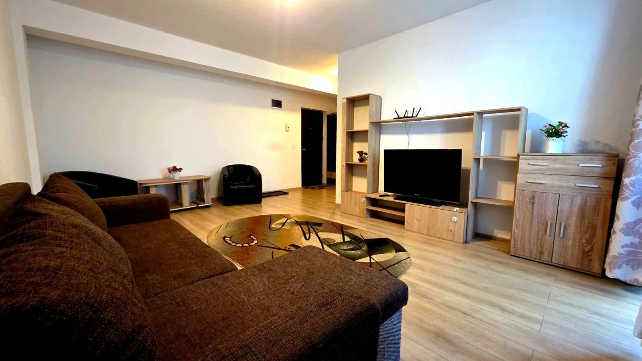 Apartament 2 camere decomandat, in Trivale Bloc Nou, Parcare, Pret neg – fotografia 2 din 10