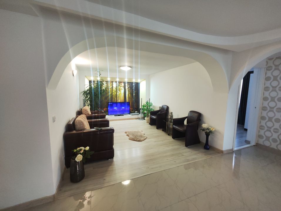 Casa 6 camere, teren 1124 mp, Craiova, cartier Popoveni – fotografia 3 din 14