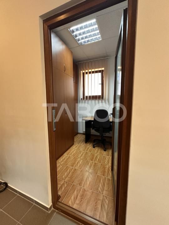 Spatiu de birouri mobilat de inchiriat acces stradal si curte Luptei – fotografia 14 din 17