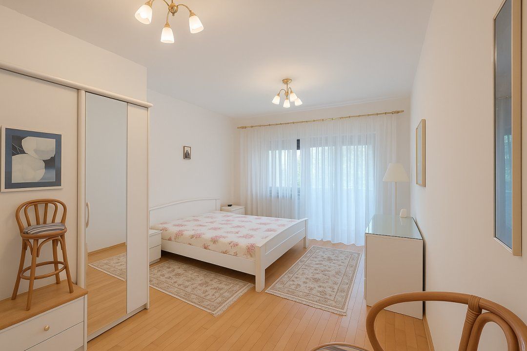 Grand Residence | 4.500 mp teren pe stradă principală – fotografia 9 din 24