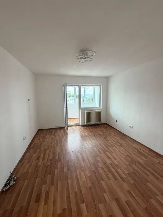 Apartament de 48 Mp, 2 camere, zona Parang - Manastur – fotografia 1 din 7