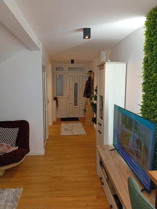 Apartament la mansarda 2 camere de 47 mp zona Floresti Florilor – fotografia 5 din 7