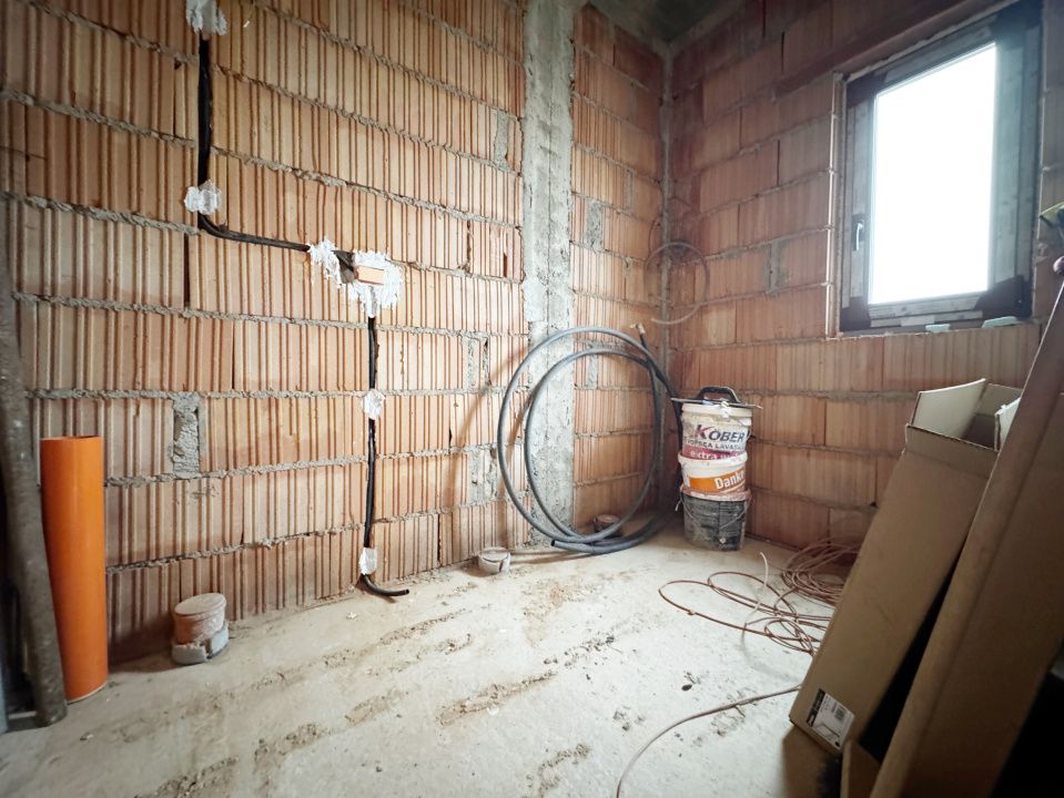 Duplex la cheie cu 4 camere,  110mp utili - Mosnita – fotografia 18 din 20