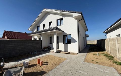 Duplex in Sanandrei | Toate utilitatile | Asfalt | Curte generoasa |