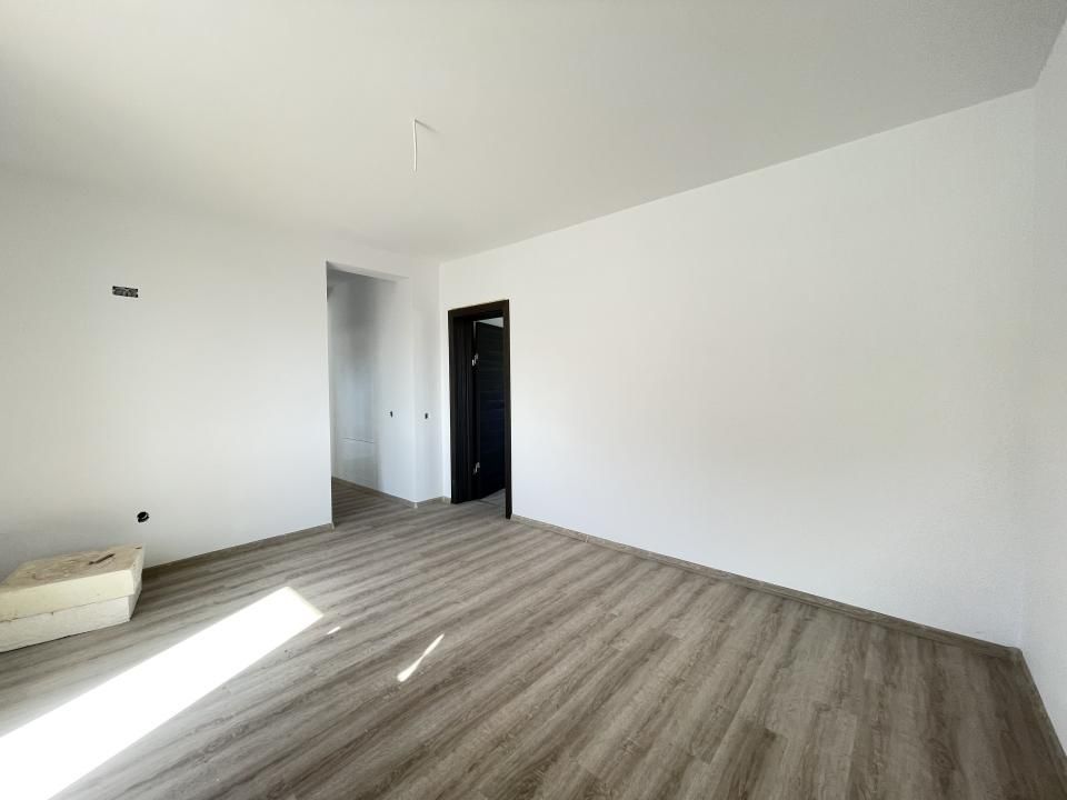 Casă duplex de vânzare Cisnădie, 115 mp, 4 dormitoare, la cheie – fotografia 3 din 9
