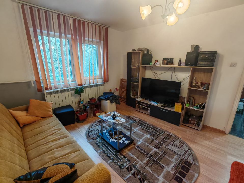 Apartament 3 Camere de vanzare zona |  Eden - Inel I | Etaj 1 | Centrală Proprie – fotografia 2 din 13