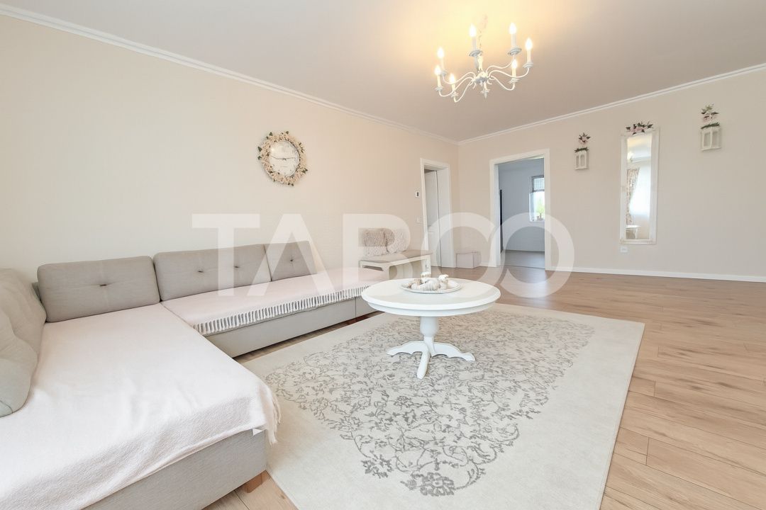 Casa moderna de vanzare in zona Dealul Sibiului din Sura Mare – fotografia 2 din 18