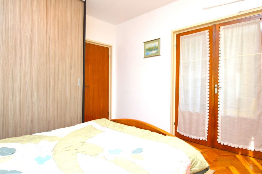 INCHIRIERE APARTAMENT 3 CAMERE UNIRII – TRAIAN – fotografia 8 din 25