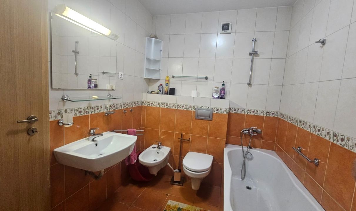Apartament cu parcare subterana si boxa, Semicentral – fotografia 13 din 14