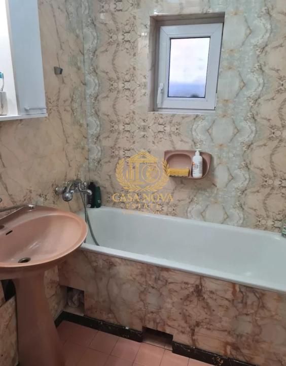 Apartament 3 camere 70mp, cartier Intre Lacuri, balcon, parcare – fotografia 8 din 10