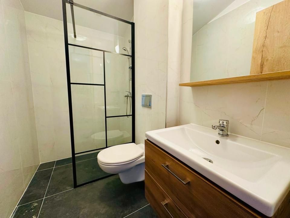 DUPLEX ELEGANT | 6 CAMERE | CURTE DE 270 MP | PISCINĂ | OTOPENI – fotografia 13 din 16