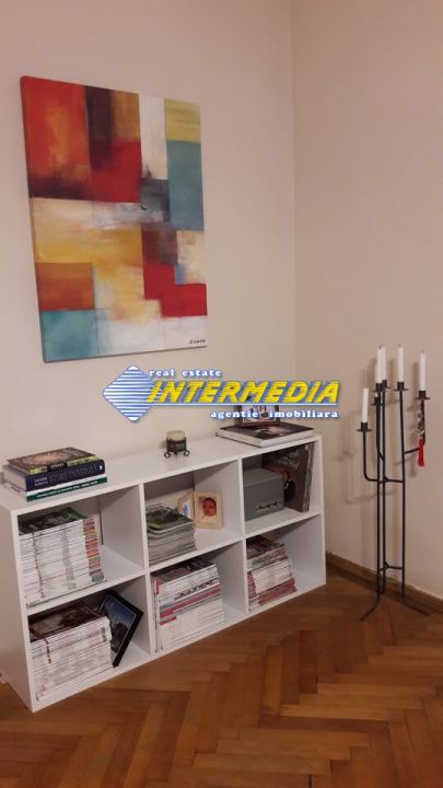 Casa de vanzare renovata complet  in Alba Iulia zona Centru 1200 mp Teren – fotografia 4 din 18