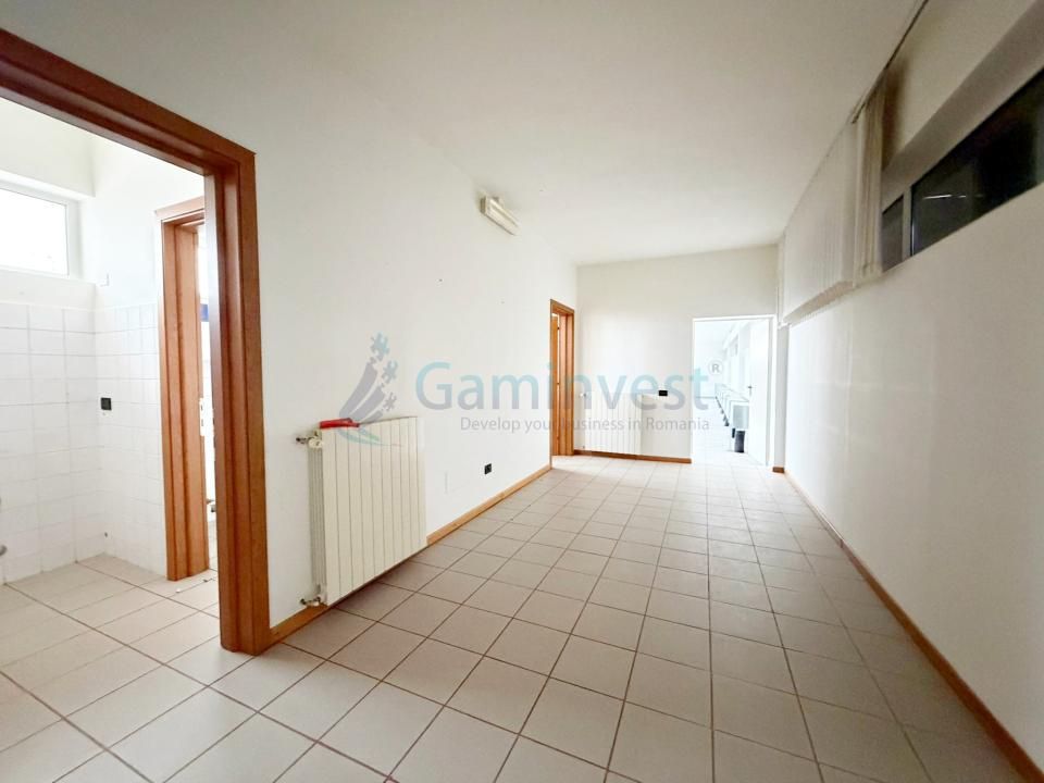Spatiu de birouri openspace 153 mp de inchiriat, Calea Borsului,Oradea – fotografia 3 din 4
