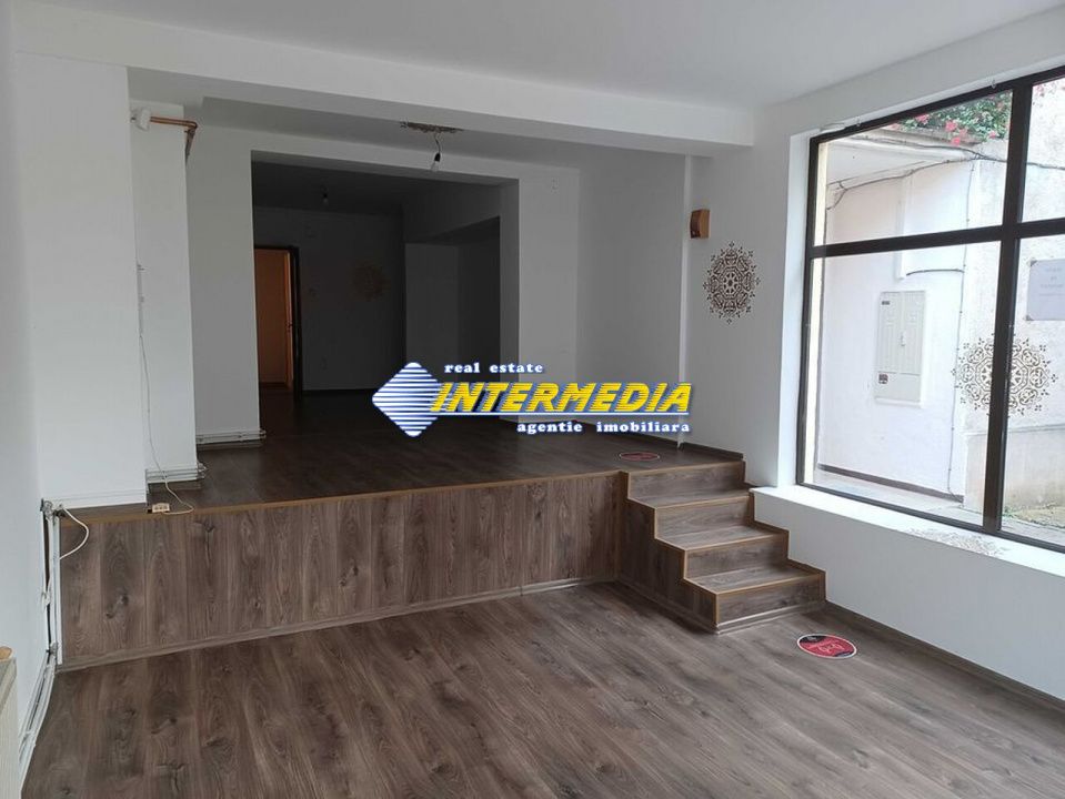 Spatiu de inchiriat finisat CETATE – fotografia 4 din 4